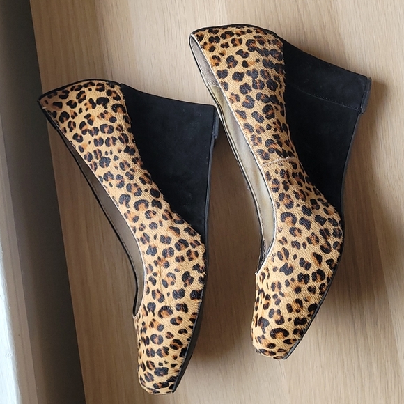 Rockport wedges size 9.5 US. Good used condition. - Picture 3 of 9